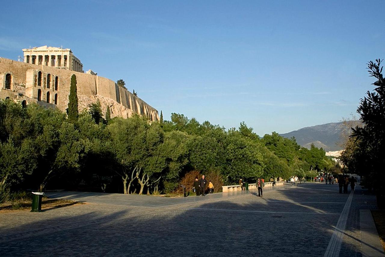 Family House Next To Acropolis Atenas Exterior foto